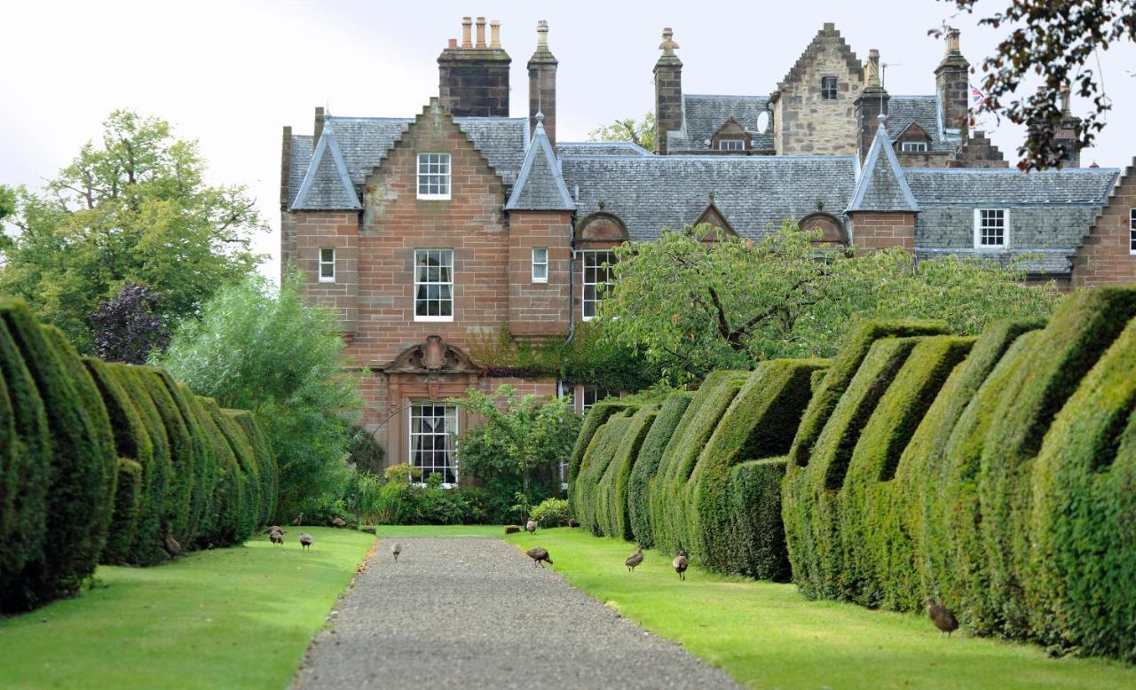 Carnell Country Estate & Holiday Cottages In Ayrshire Hurlford Екстер'єр фото