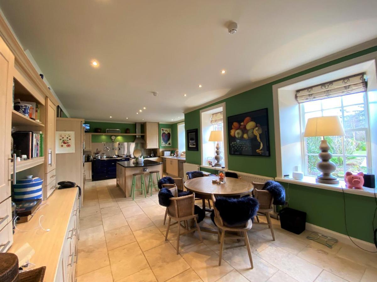 Carnell Country Estate & Holiday Cottages In Ayrshire Hurlford Екстер'єр фото