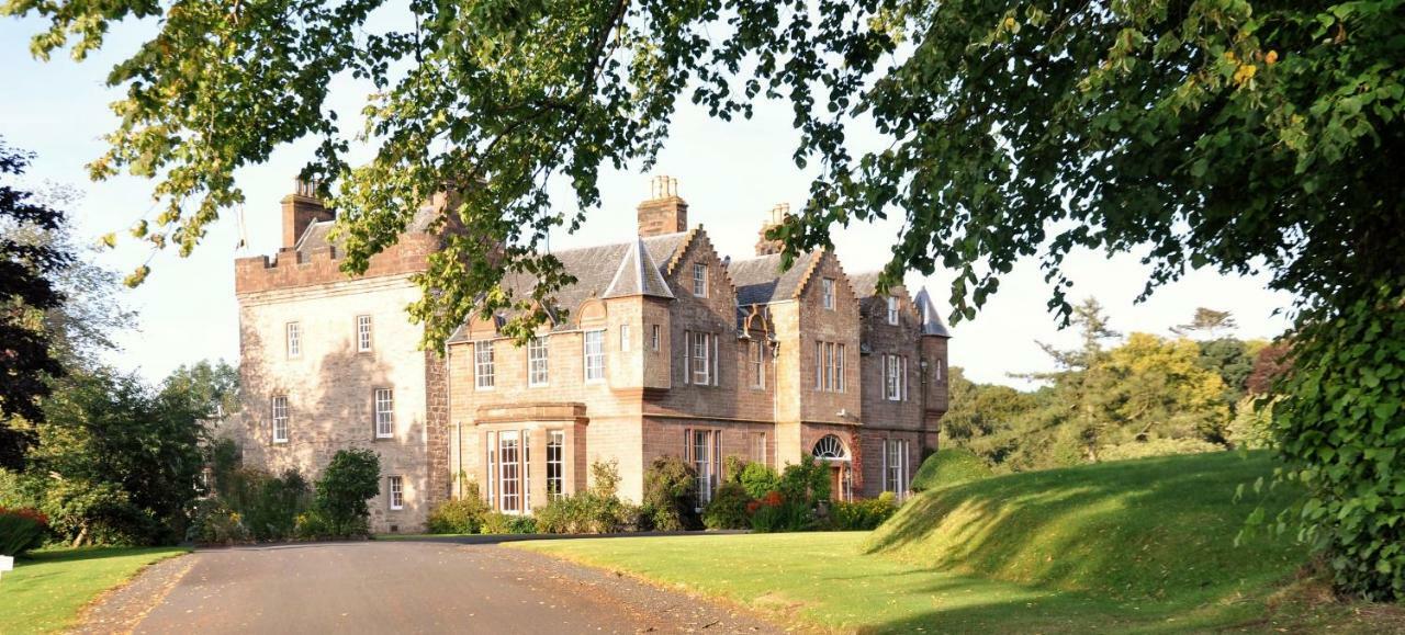 Carnell Country Estate & Holiday Cottages In Ayrshire Hurlford Екстер'єр фото